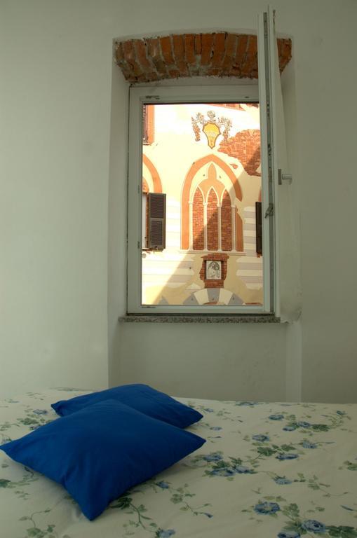 La Finestra Sul Borgo Holiday home *